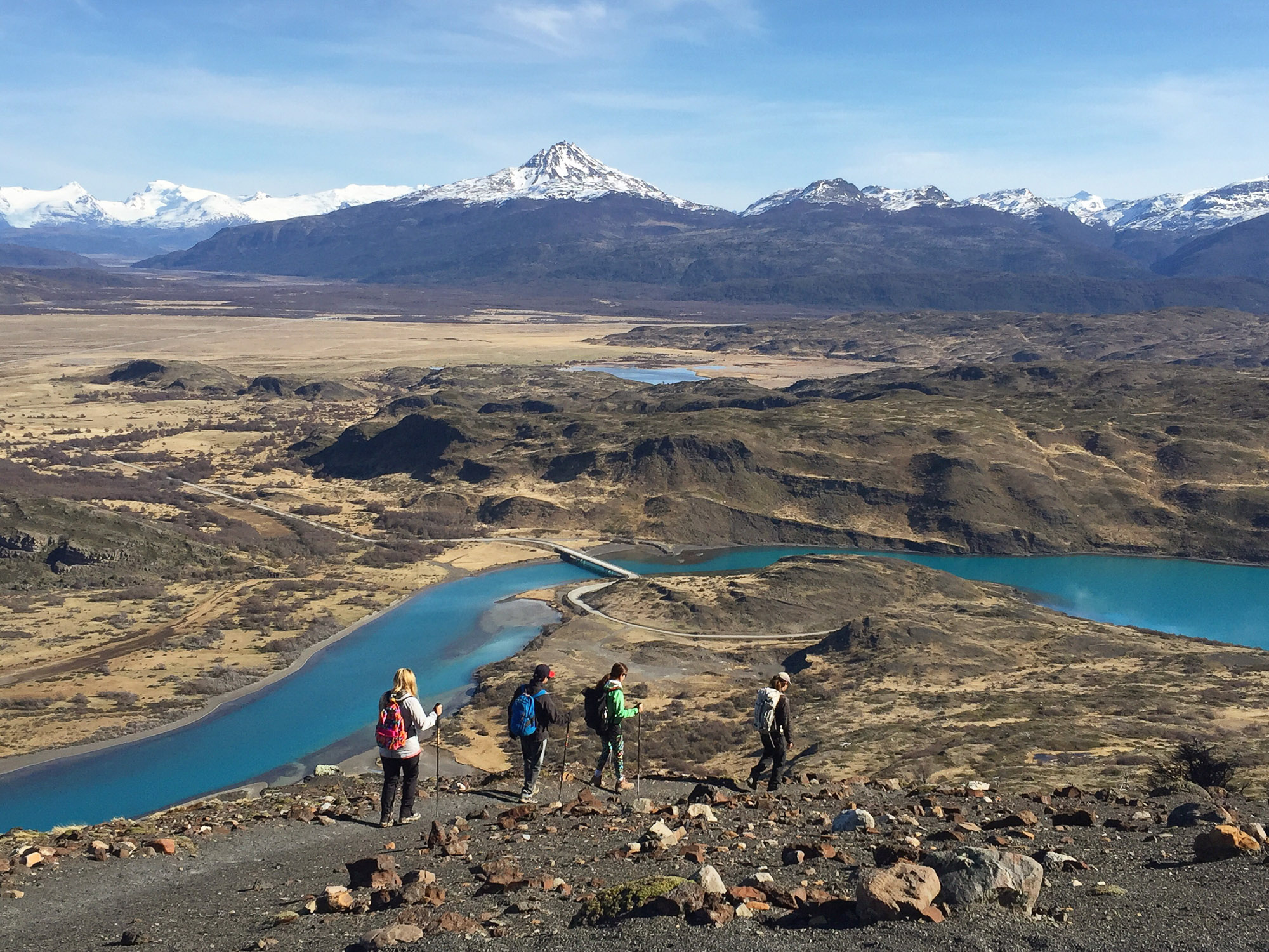 A full-day Patagonia hiking trip along the Paso de Agostini, a little-known trail