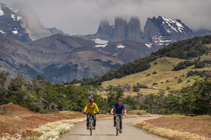 E-Bike Adventure-Right